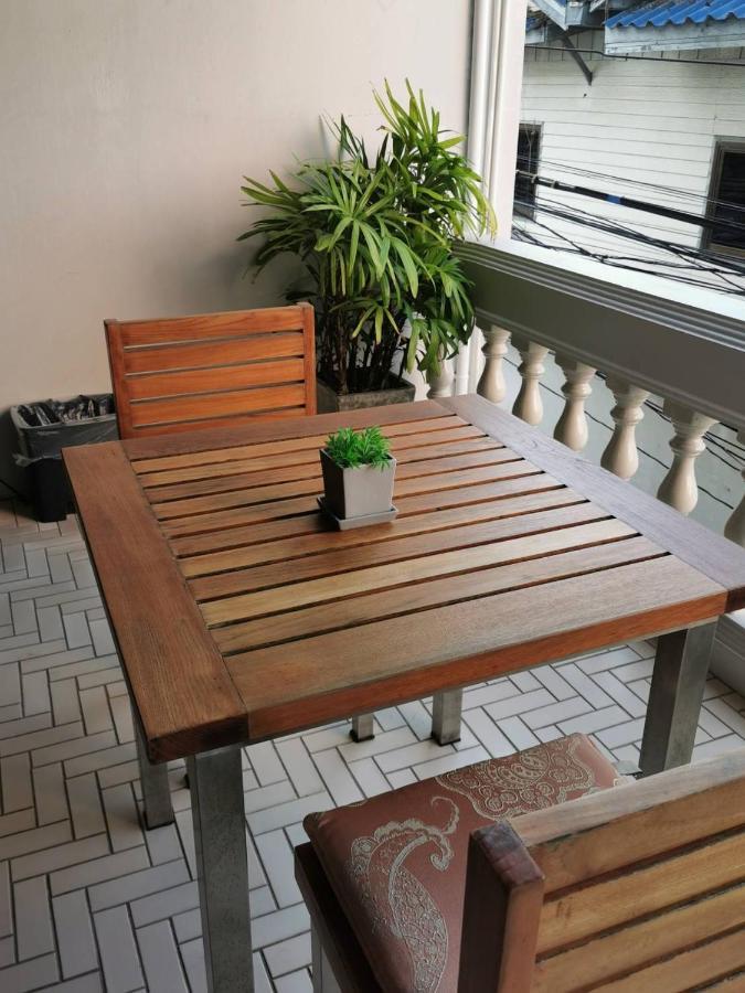 Baanbusarin Hotel HHQ