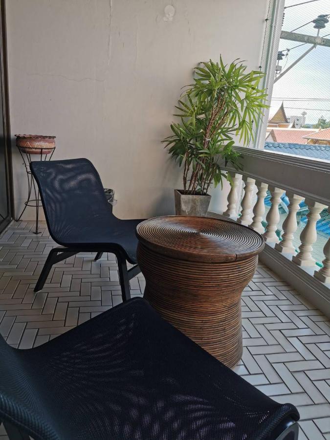 Hotel Baanbusarin HHQ